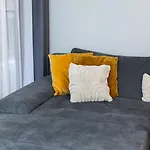 Z Pieknym Widokiem Na *