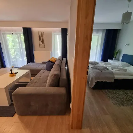 Z Pieknym Widokiem Na *