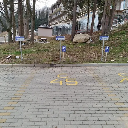 Z Pieknym Widokiem Na Апартаменти