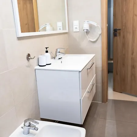 Daire Z Pieknym Widokiem Na *