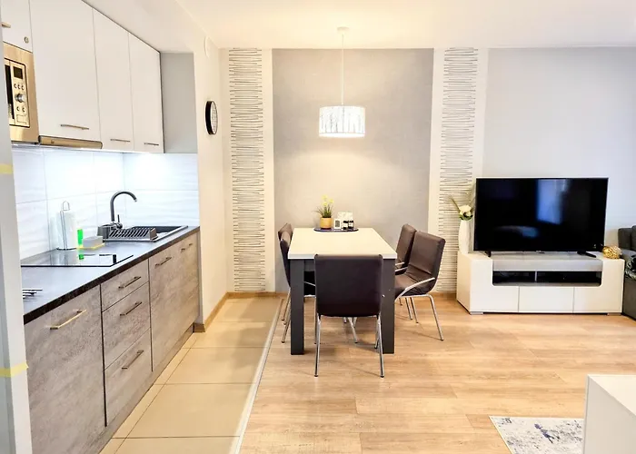 Z Pieknym Widokiem Na * 스클라르스카포렘바